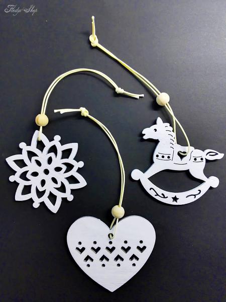 weißer Vintage Holz Baumschmuck